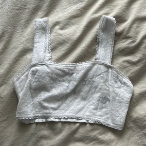 American Eagle white crop top